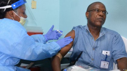 لقاح ضد فيروس الإيبولا يوفر حماية كاملة