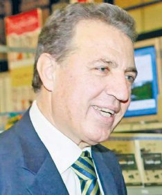 شوقي بزيع يدوّن أسئلة الحياة على إيقاع القصيدة