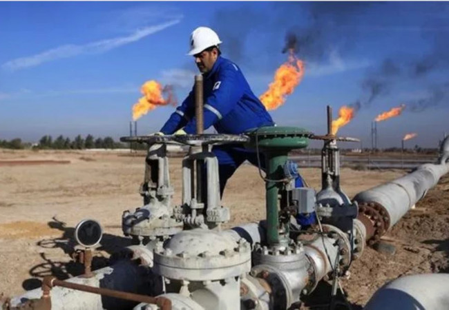 النفط: الحكومة تتجه لتعظيم الإنتاج عبر إنشاء عدد من المصافي