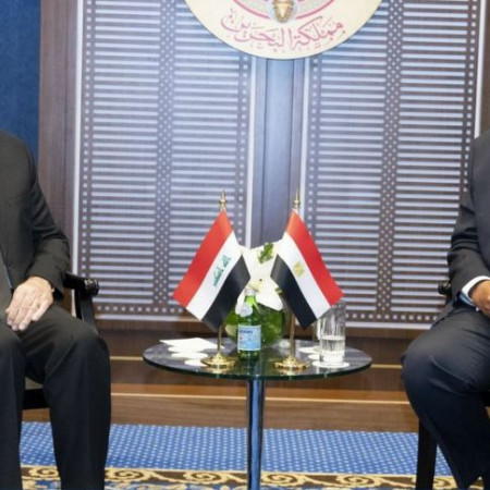 وزير الخارجية يؤكد لنظيره المصري ضرورة عقد اللجنة المشتركة العليا بين البلدين في أقرب وقت