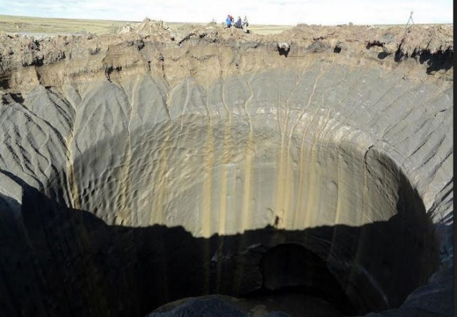 اكتشاف حفرة عميقة في سيبيريا