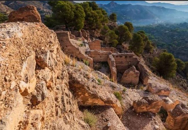 حل لغز قرية إسبانية مهجورة بعد مئات السنين