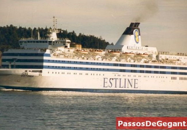 بعد 26 عاماً على غرقها.. السويد تجيز كشفاً جديداً على حطام السفينة “إستونيا”
