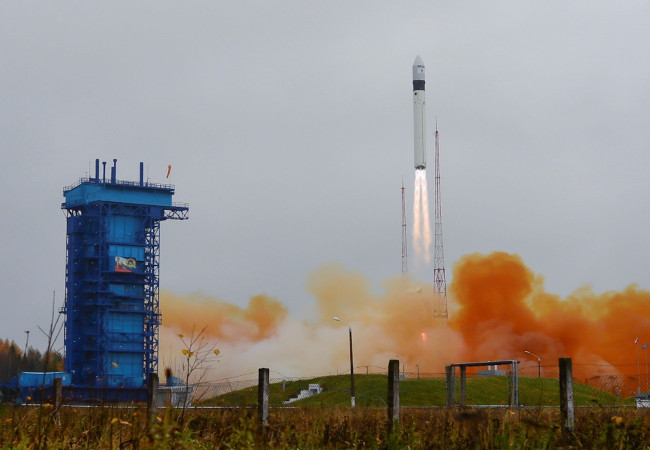 روسيا تطلق بنجاح صاروخها من الجيل الجديد “أنغارا”