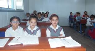التربية: إنشاء 200 صف كرفاني في المدارس التي تشهد زخما