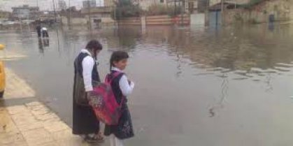 التربية تقرر دمج طلبة المدارس المغمورة بالمياه باُخرى جافة بغية استئناف الدوام