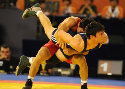 مصارعونا يعودون من بطولة آسيا بلا نتائج واتحاد اللعبة يعتبر المشاركة ناجحة !