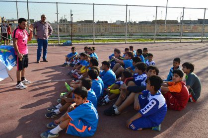 افتتاح مدرسة كروية في منتدى حي النصر