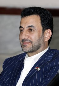 عبطان يوعز بصرف مستحقات الاشهر الخمسة الاولى من عام 2015 والاسراع بصرف منحة شهر اذار 2016