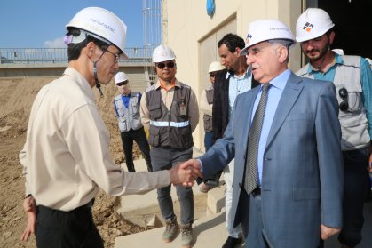 مدير عام دائرة المباني يزور مجمع بسماية السكني