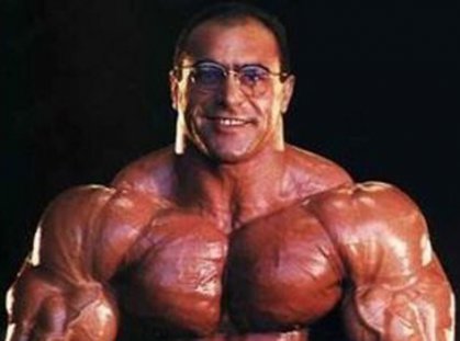 وفاة بطل بناء الأجسام العراقي محمد السمباطي