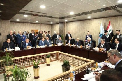 الزبيدي يستعرض مع هيأة رأي وزارة النقل الانجازات المهمة لعام 2016