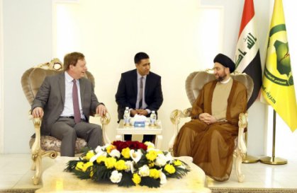 السيد الحكيم يشدد خلال استقباله السفير البريطاني على ضرورة حل الأزمة السياسية بالحوار