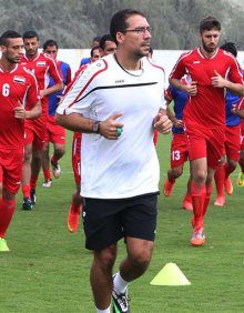 اتحاد الكرة ينفي تأخره بإتمام عقد غونزالو ويبحث عن البديل