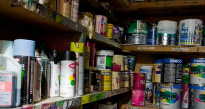 الصحة والبيئة تحذر من الاصباغ التي تدخل مادة الرصاص في تركيبتها