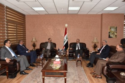 التخطيط والاستثمار النيابية تبحثان آلية تسديد مستحقات المقاولين والمزارعين عبر السندات الحكومية