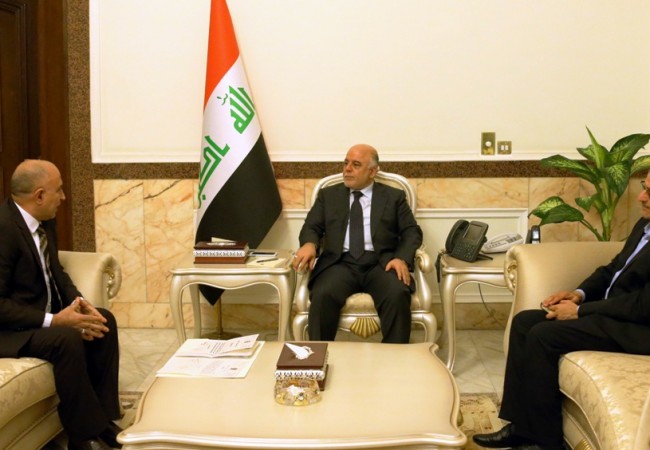 العبادي يبحث مع محافظي نينوى وصلاح الدين استعدادات تحرير المناطق وإعادة النازحيين