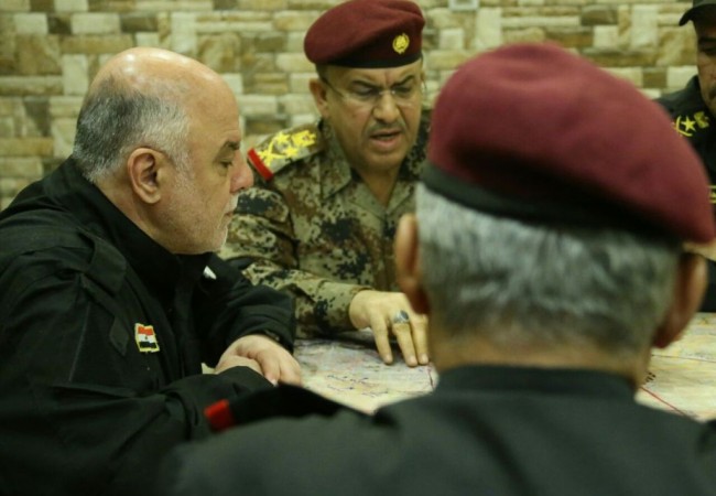 رئيس الوزراء يشيد ببطولة وتضحيات الطيارين في سحق داعش