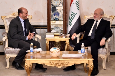 الجعفري لمسؤول بريطاني: أهمّية فتح قنصليَّة في البصرة