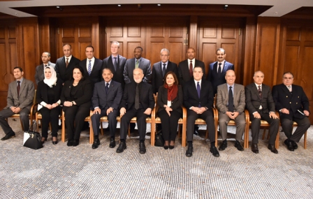 وزير الخارجية يختتم زيارته الى برلين بلقاء السفراء العرب