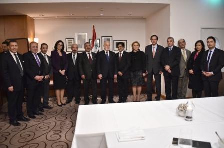 الجعفري يؤكد للسفراء العرب ضرورة التنسيق لمواجهة التحديات في المنطقة