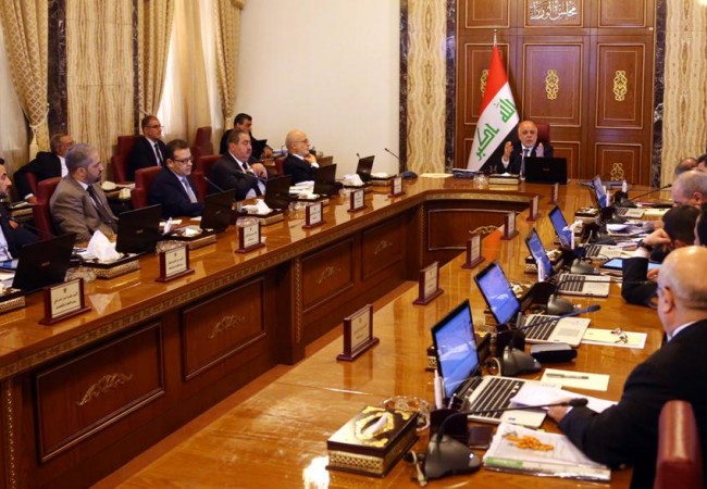 مجلس الوزراء يخصيص عشرة مليارات دينار لدعم وادامة مخيمات النازحين
