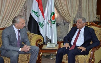 وزيرالنفط يبحث مع الرئيس التنفيذي لشركة غازبروم الروسية التعاون الثنائي