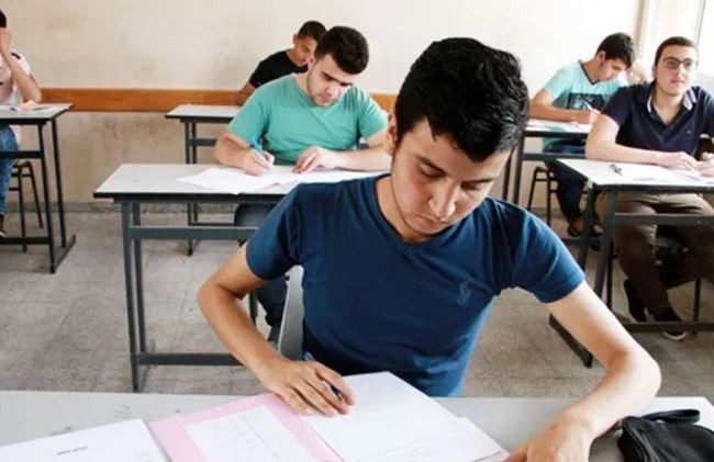 التربية تعلن ضوابط مشاركة الطلبة الخارجيين بالامتحان