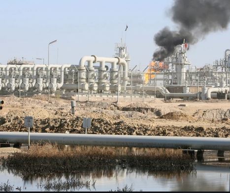 العراق يؤكّد التزامه بخفض الإنتاج النفطي واستقرار التصدير عند 2.7 مليون برميل..