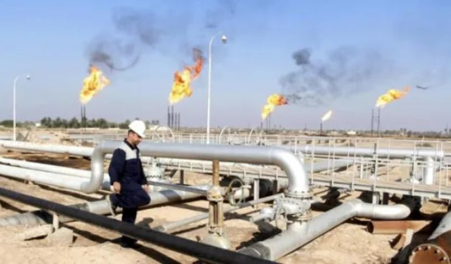 النفط النيابية: الحكومة تمتلك خططا واعدة ومدروسة لزيادة الانتاج النفطي