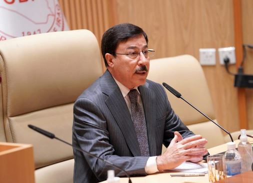 محافظ البنك المركزي يعلن بدء المرحلة الثانية من خطة هيكلة القطاع المصرفي