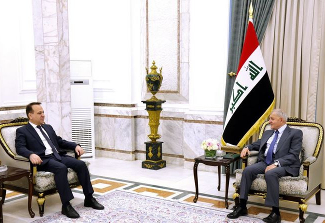 رئيس الجمهورية يؤكد للسفير اللبناني أهمية توحيد الموقف تجاه القضية الفلسطينية