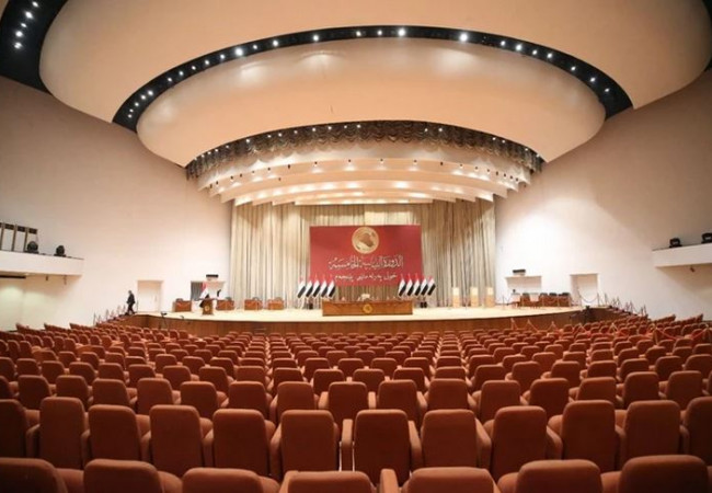 ترجيحات برلمانية بتمديد الفصل التشريعي لمجلس النواب لحسم امر الموازنة ومنصب رئيس البرلمان