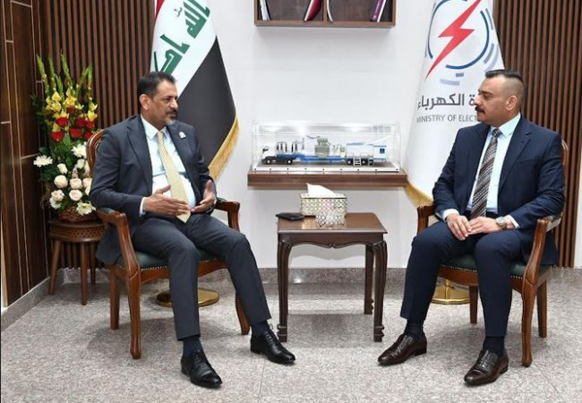 مدير عام  كهرباء الوسط يبحث مع رئيس اتحاد الصناعات العراقي سبل التعاون المشترك