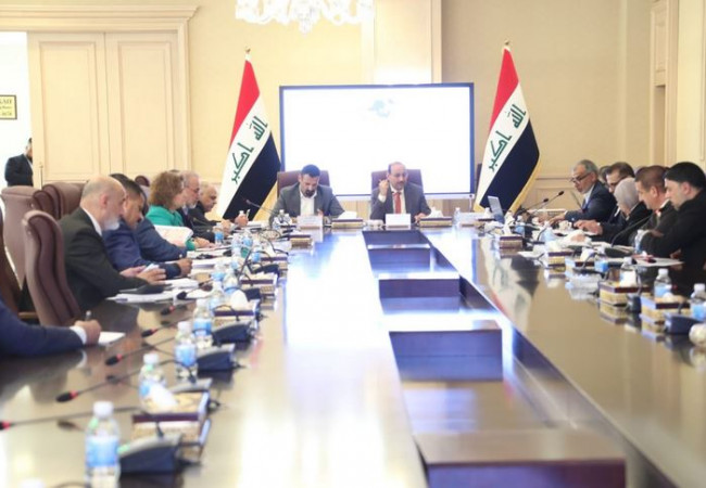 المالية النيابية تؤكد أهمية دعم الحكومة في تنفيذ البرنامج الحكومي