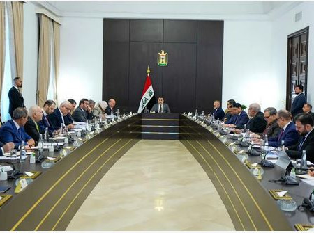 توجه حكومي لتوحيد رواتب منتسبي الرئاسات الثلاث