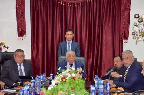 وزير النفط يؤكد اهمية وضع الخطط الطموحة لتطوير الثروة النفطية والغازية في البلاد