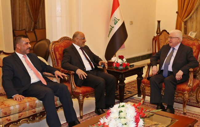 معصوم يؤكد على دعم المشاريع التنموية في الديوانية