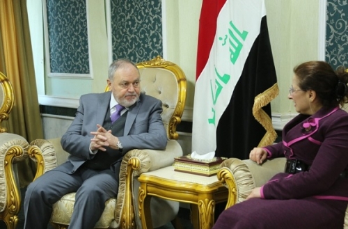 العراق ورومانيا يبحثان التعاون في تنفيذ المشاريع واعادة اعمار المناطق المحررة