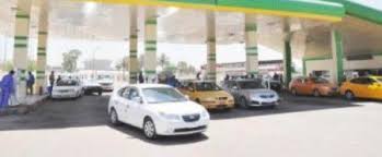 وزارة النفط تعلن عن تخصيص محطات للوقود تعمل على مدار الساعة