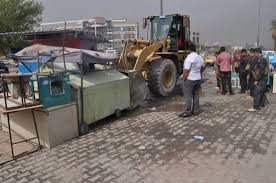 حملة لازالة التجاوزات على الشوارع والأرصفة والساحات العامة بجانبي العاصمة