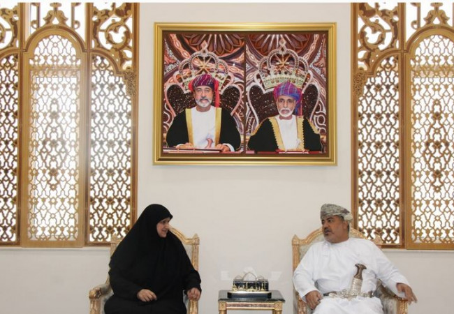وزيرة الاتصالات تبحث بسلطنة عمان إمرار السعات عبر العراق عن طريق دول الخليج