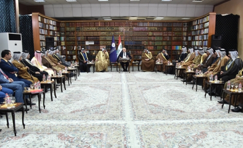 الجعفري لوجهاء البصرة: العراق بحاجة لوقفة العشائر للحفاظ على الوحدة الوطنيّة