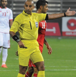 طاقم تحكيم عراقي يقوم مباراة الذهاب بربع نهائي كأس الاتحاد الآسيوي