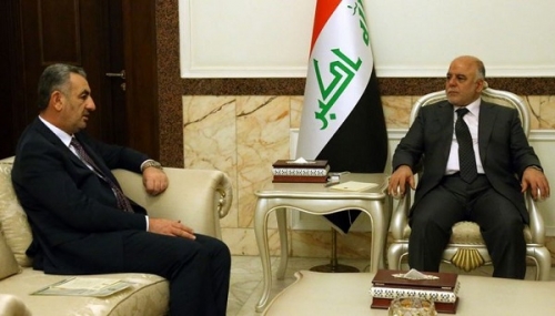 العبادي يبحث مع محافظ الانبار العودة الطوعية للنازحين وتأمين طريقهم