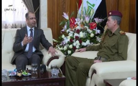 الجبوري يعد بسن القوانين الخاصة بالقوات المسلحة والإسراع بتنفيذها
