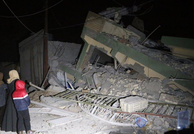 زلزال بقوة 5 درجات يضرب شمال إيران
