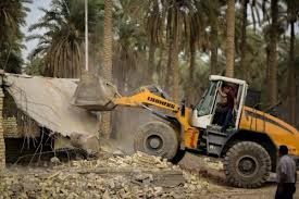 امينة بغداد توجه بهدم الدور السكنية المتجاوزة على الاراضي الزراعية في منطقة الدورة