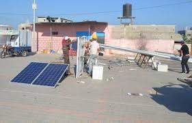 بعد فشلها بإنارة الشوارع.. الكهرباء تبيع الخلايا الشمسية للمواطن